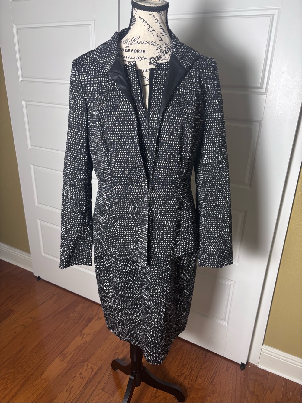 LAFAYETTE 148 New York Textured Black and White Jacket Blazer and Dress